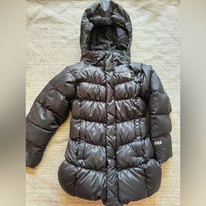The North Face Girls Hooded Black Puffer 550 Goose Down Jacket